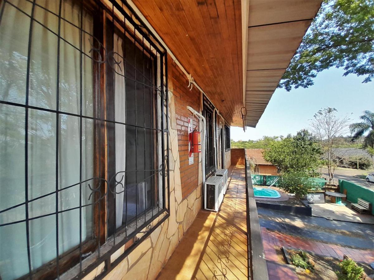 Eco Hostel Iguazu Пуерто-Іґуасу Екстер'єр фото